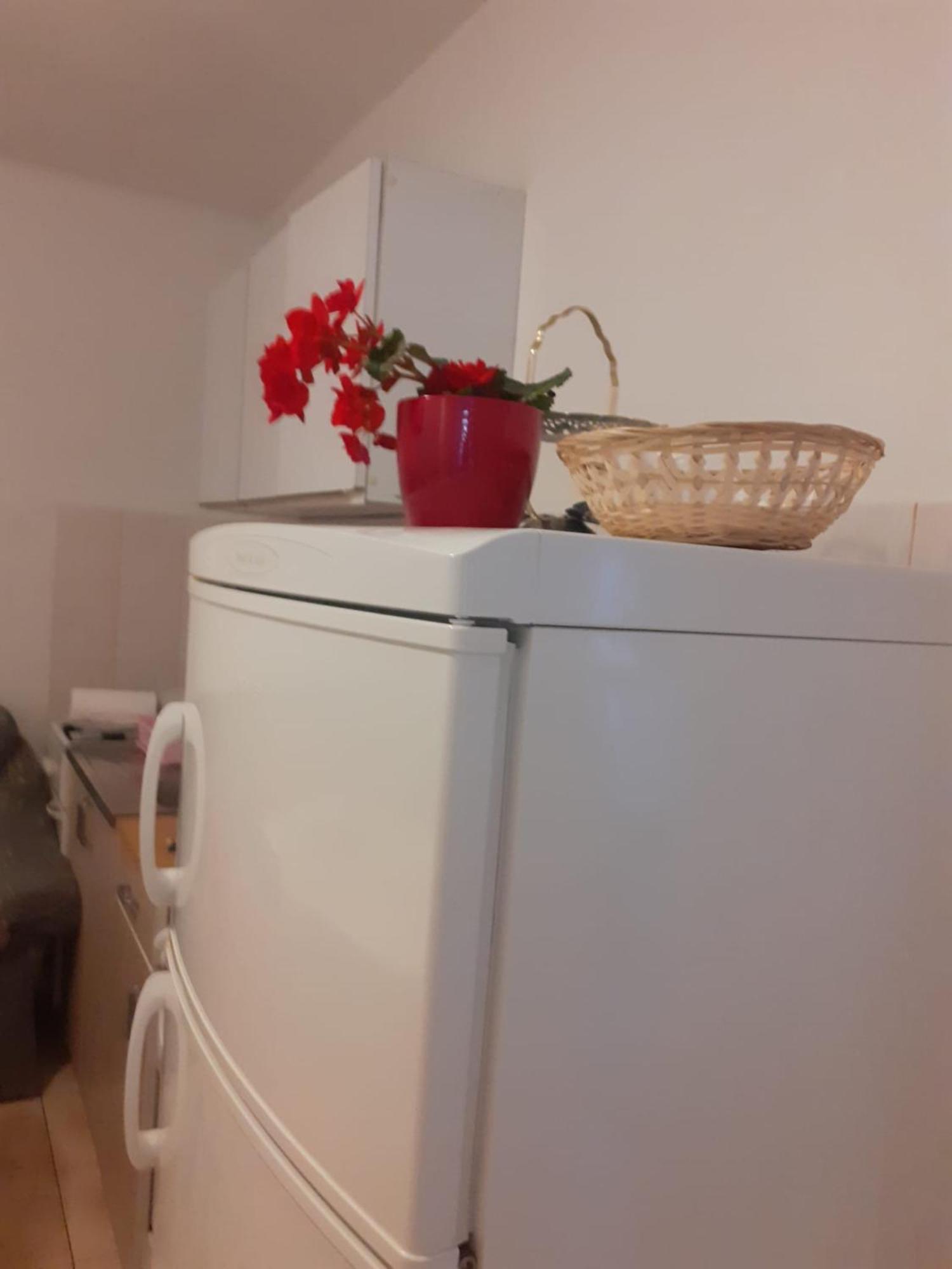 Apartman Sunce Raslina Exterior photo